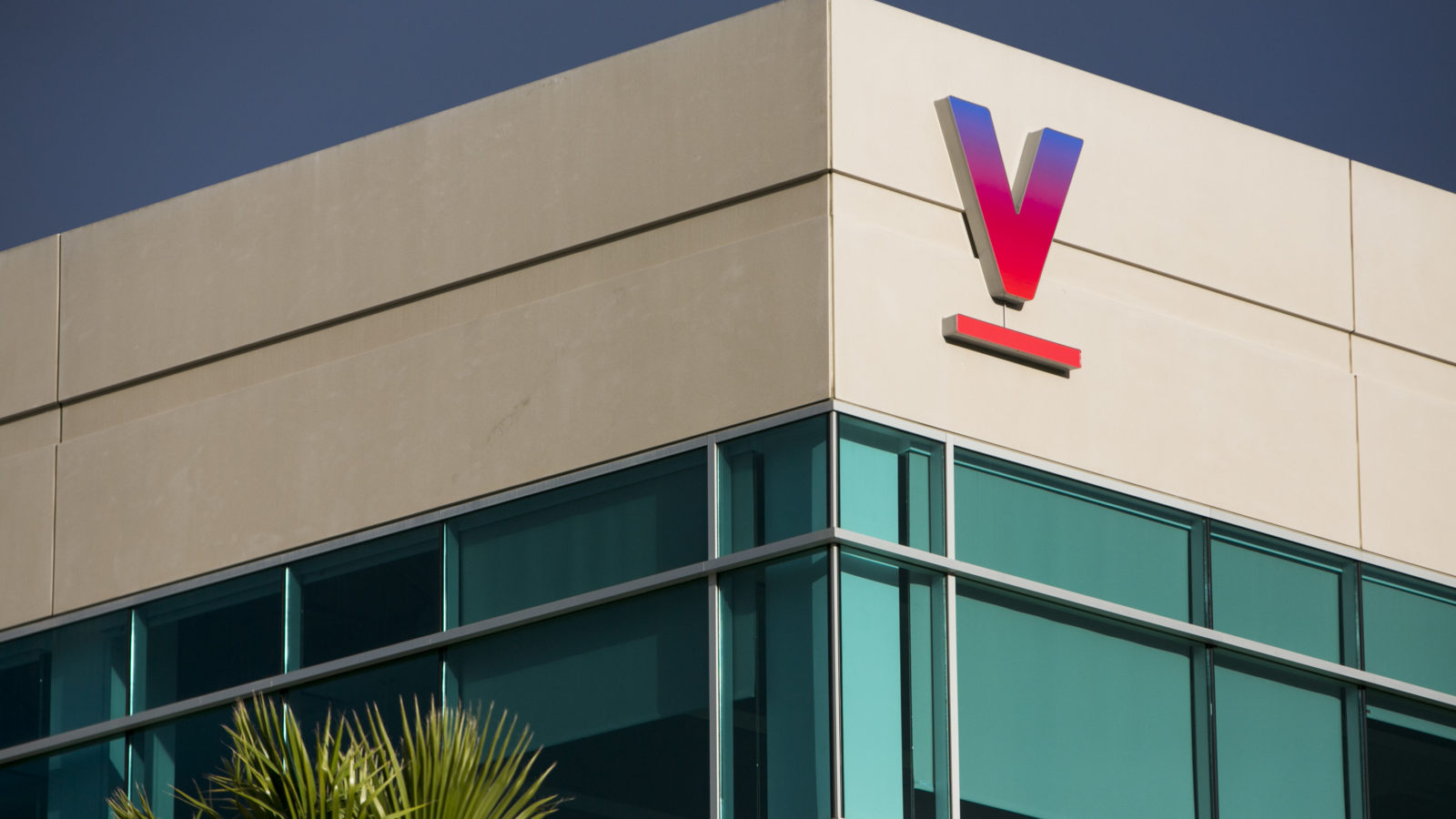 AP_17056818466776-1600x900