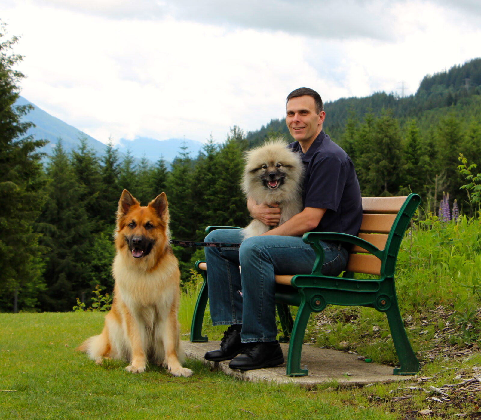 Founder-Dr.-Matt-Kaeberlein-with-Dobby-and-Chloe-1600x1396