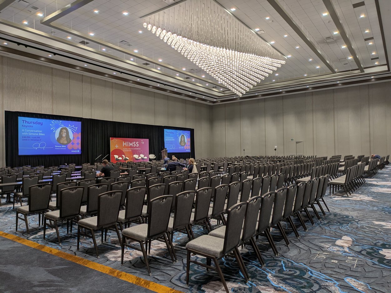 PXL_20250304_204910705