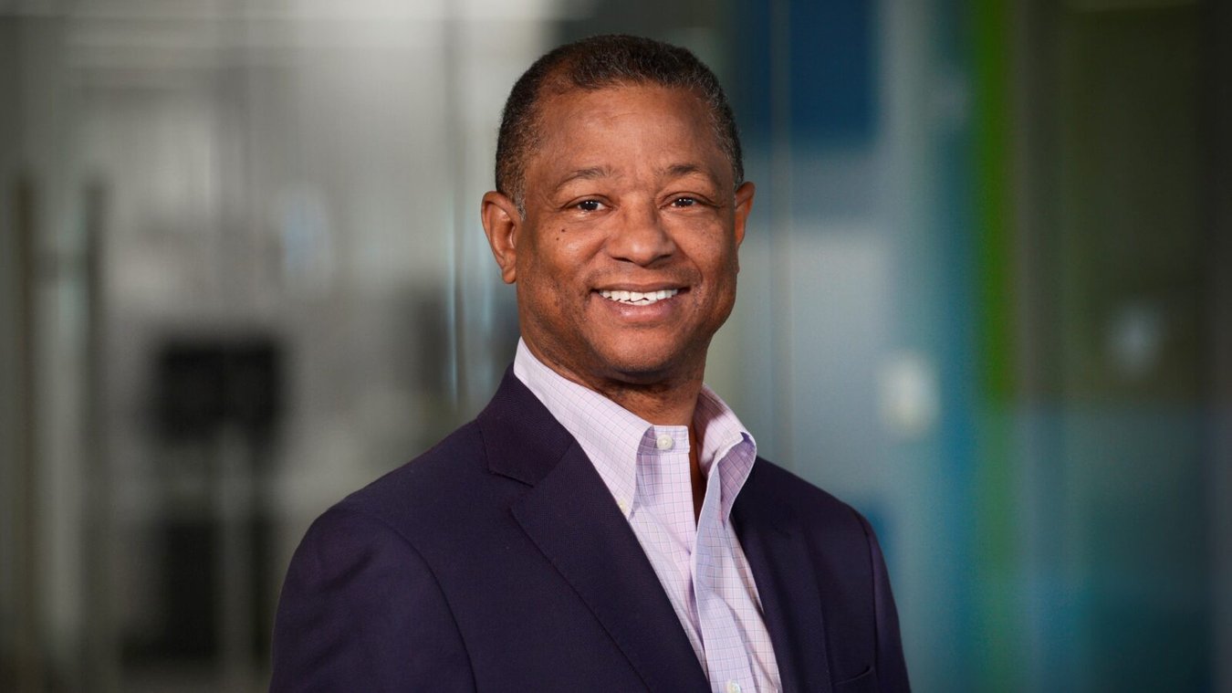 Ted-Love-headshot-susanna-ling-1600x900