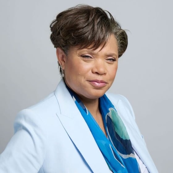 Viiv-—-DR-Kimberly_Smith092-cropped-1-640x689-2